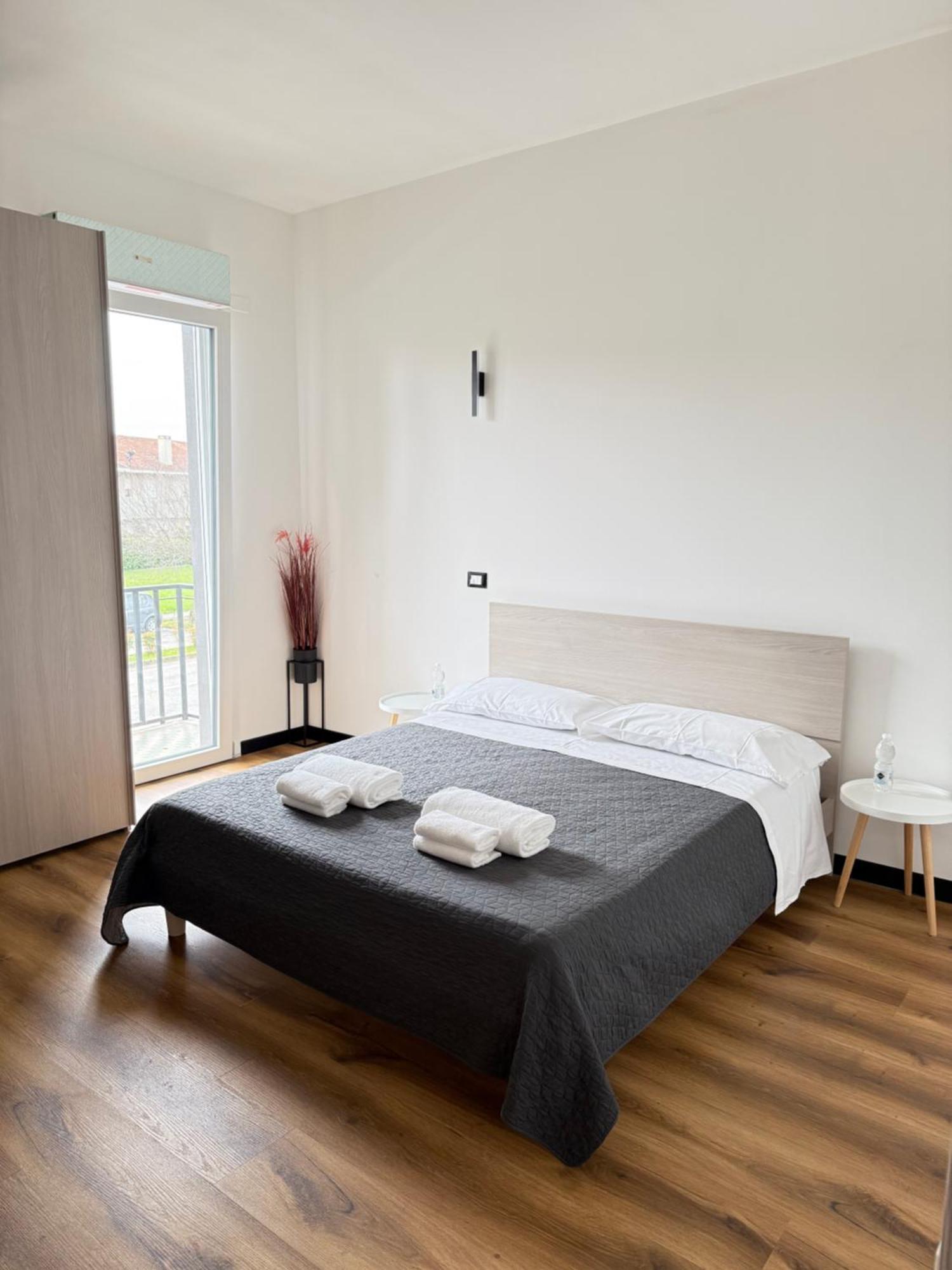 Hotel Infinity House - Eleganza Moderna Tra Treviso E Venezia Casièr Esterno foto